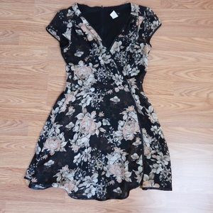 BLACK FLORAL DRESS
